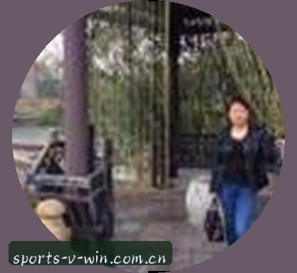 周婷